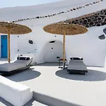 Rafael' S Mediteranian Cave 4*