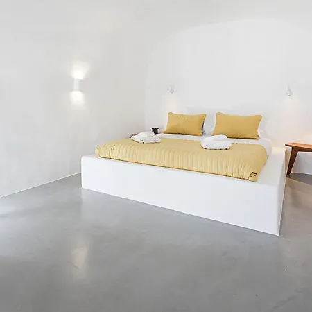 Rafael' S Mediteranian Cave