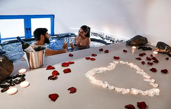 Rafael' S Mediteranian Cave アパートホテル