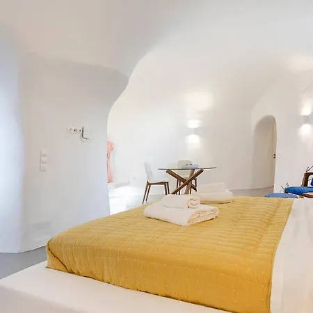 Rafael' S Mediteranian Cave Aparthotel